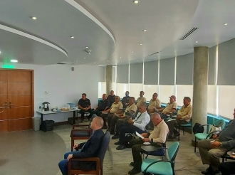 Personal di Dog Control Unit a sigui exitoso curso con pa captura cacho