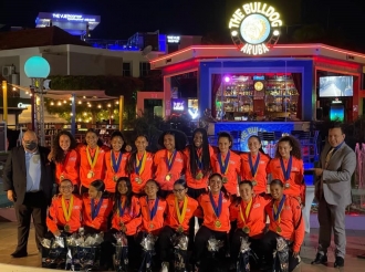 Minister Endy Croes a haci desvelo di reconocimento di seleccion femenino U14 riba “Wall Of Rising Stars” na Paseo Herencia