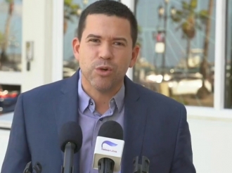 Ta esencial pa trata temanan di cuido medico