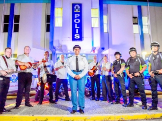 Awe Cuerpo Policial ta lanza nan videoclip di mensahe di Fin di Aña