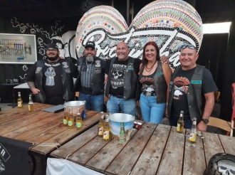 Camacuri Harley cu nan di 25 corida pa Himno y Bandera
