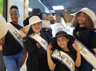 Candidatanan di Aruba a sali pa certamen na Republica Dominicana