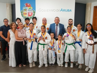 Diesun atleta di Shotokan Karate Do International a representa Aruba den Miami Open Tournament