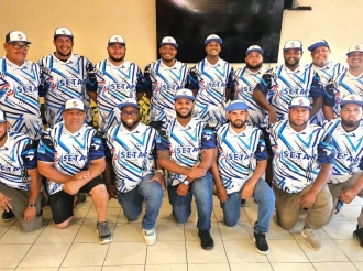 Setar Softball Team a bautisa nan uniform nobo