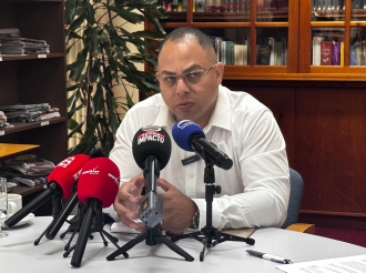 Siete luna a pasa y Parlamento no ta yama reunion publico pa pueblo haya informacion riba Rijkswet