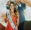 E simpatica Elizabeth Johnson corona como Miss Universe Aruba 2026
